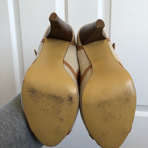 Heels. - Picture 3 of 3